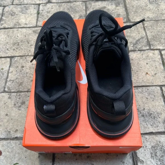Nike Air Max Men's Black Sneakers - Picture 2 of 15